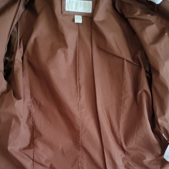 Michael Kors Tan Leather Jacket with Cream Collar - Picture 7 of 14